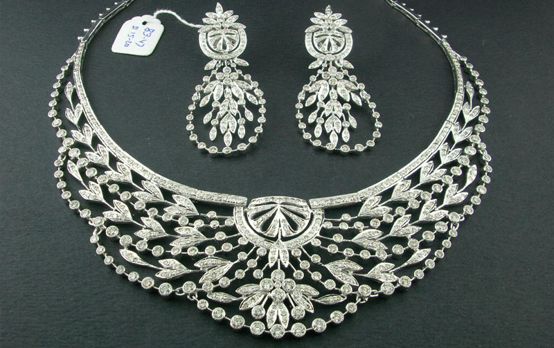 Diamond necklace in Bangalore